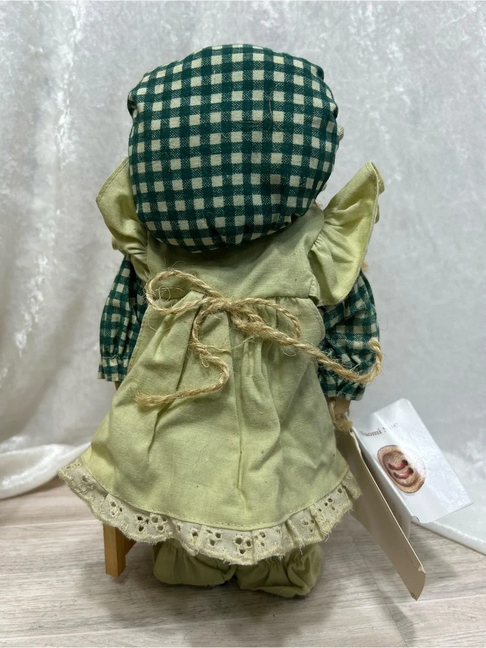Vintage 1997 Seedplanters Lindsey Hollow Naomi Sue Doll Box Tags